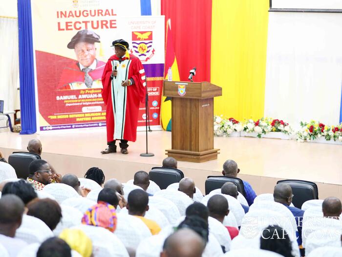 Prof. Awuah-Nyamekye delivering the lecture